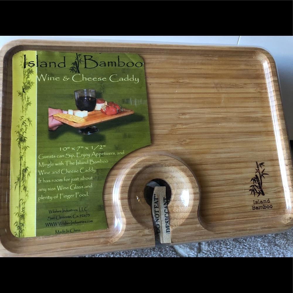 Wine and cheese caddy, plus utensils